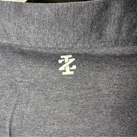 IZOD Men Golf Polo - XL - Picture 5 of 8